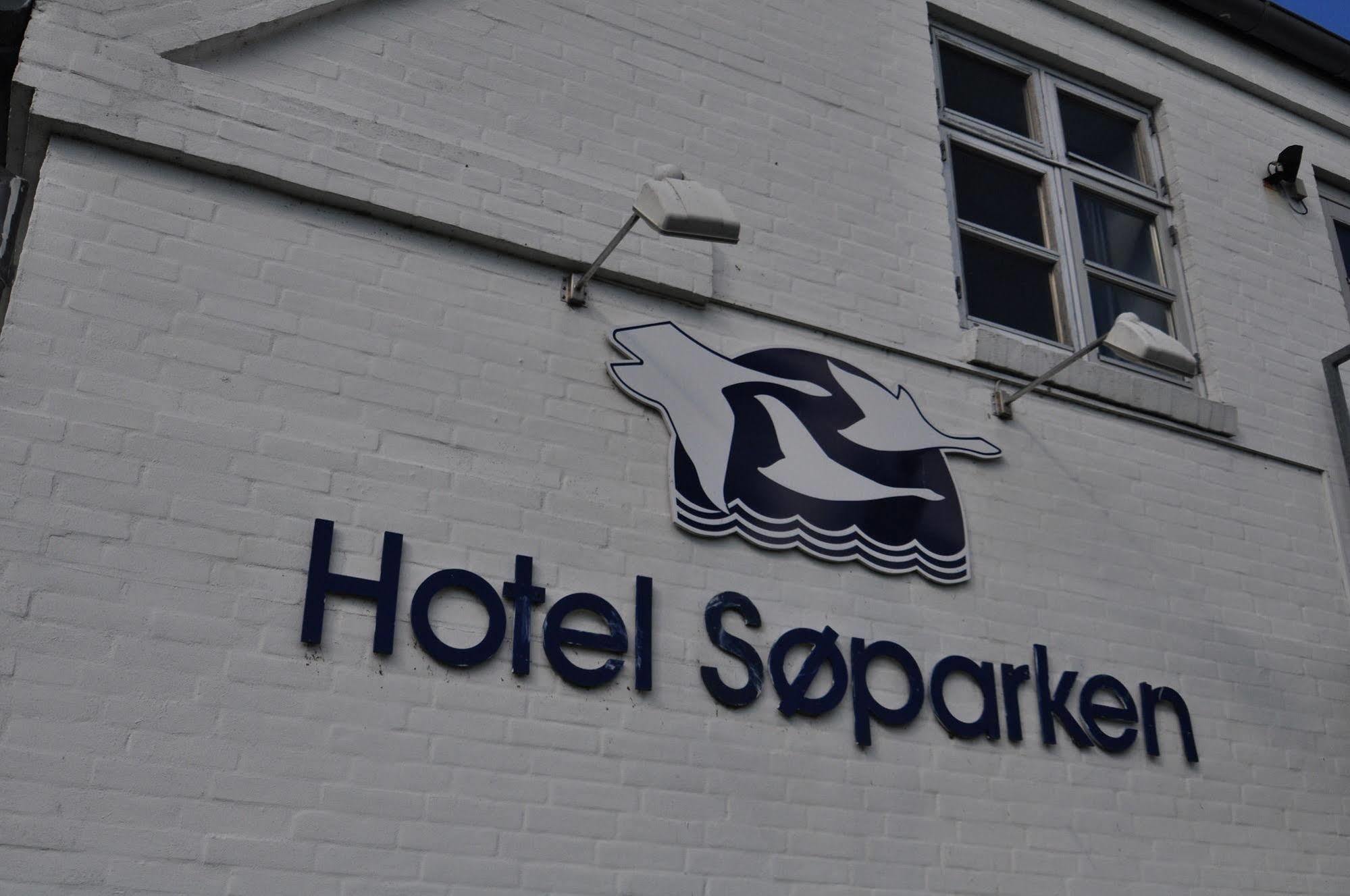 Hotel Soparken Åbybro Exteriör bild